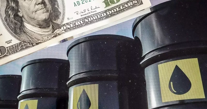 Bloomberg: Цены на нефть упали ниже 100 долларов после резкого роста