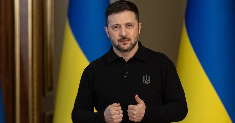 Зеленский ответил на объявление Путиным пасхального перемирия