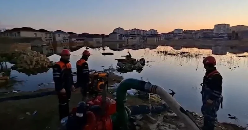МЧС продолжает ликвидацию последствий ливней в Баку и регионах ВИДЕО