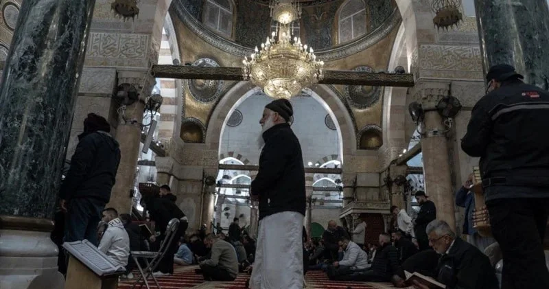 Məscidi Əqsa 41 gündən sonra ibadətə açıldı FOTO
