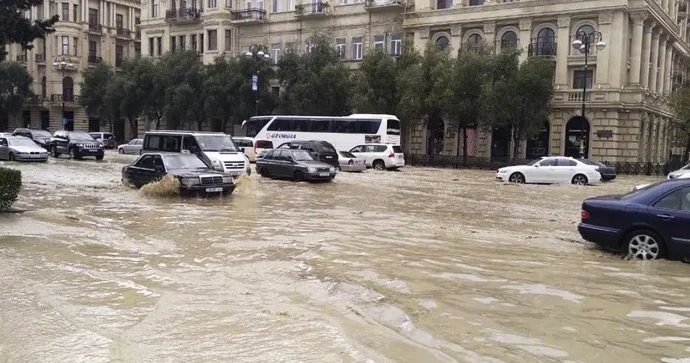 Dövlət yağışla bağlı necə yüz faizlik ehtiyat tədbiri görə bilər?