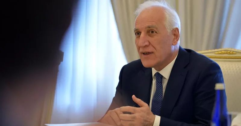 Хачатурян принял главу МИД Казахстана