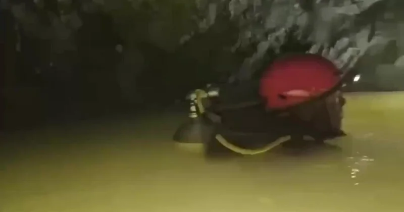 В Мексике спасен шахтер после двух недель под землей ВИДЕО