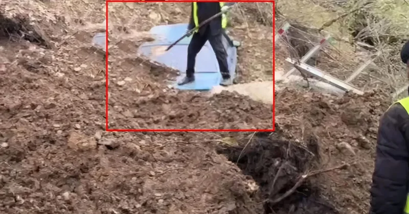 Qubada sürüşmə baş verdi: Avtomobil torpaq altında qaldı VİDEO