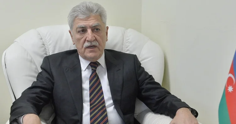 Tamerlan Qarayev Bakıya gəldi FOTOLAR