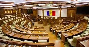 Парламент Молдовы может полностью отказаться от перевода законопроектов на русский язык
