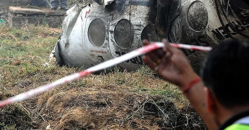 Военный вертолет разбился на Шри Ланке, погибли шесть военнослужащих