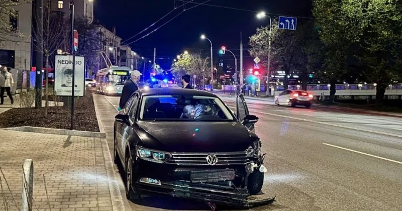 Ermənistanda nazirlik əməkdaşını avtomobillə vurdular