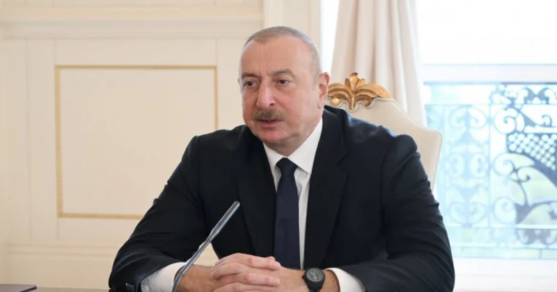 Prezident və birinci xanım faşizm üzərində Qələbə uğrunda mübarizədə həlak olan Azərbaycan övladlarının xatirəsini ehtiramla anıblar