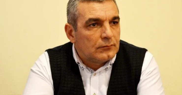 “BU, DEVALVASİYADAN DAHA TƏHLÜKƏLİDİR...” “Sərhədlər açılmalı, ölkə investisiya üçün cəlbedici olmalıdır”