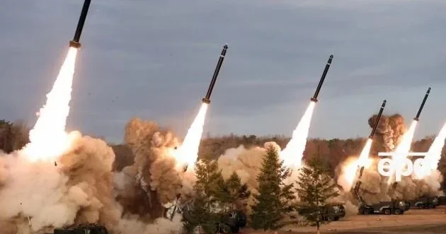 КНДР провела учения ракетных войск и артиллерии