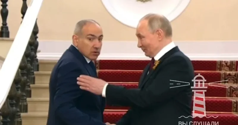 Paşinyan Putinlə görüşəndən sonra yolu səhv saldı VİDEO