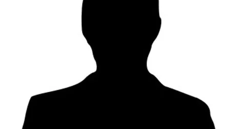 Bu oğlan xəstəliyinə görə gündüzlər çölə çıxmır, axşamlar aramızdadır