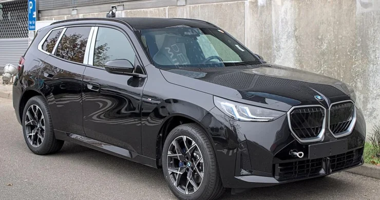 Almamalı olduğunuz 10 BMW modeli SİYAHI