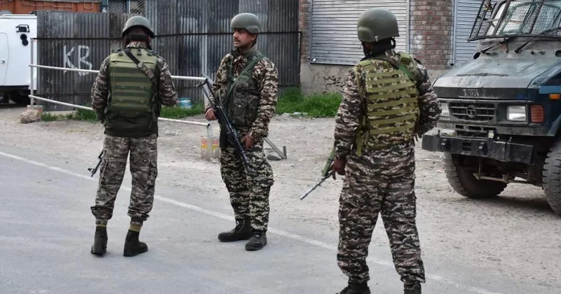 Hindistan ordusu ehtiyatda olan hərbçiləri çağırır Müharibənin miqyası BÖYÜYÜR KONKRET