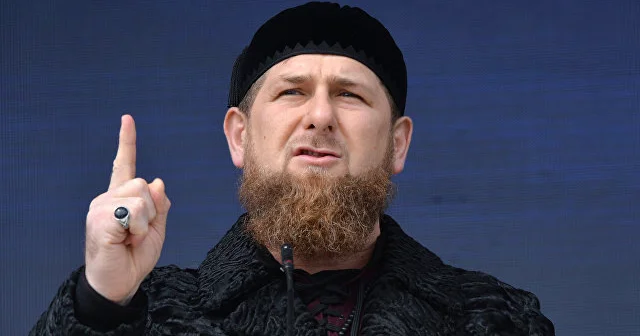 Kadırov atasından yazdı: Yoxluğunu hiss edirəm