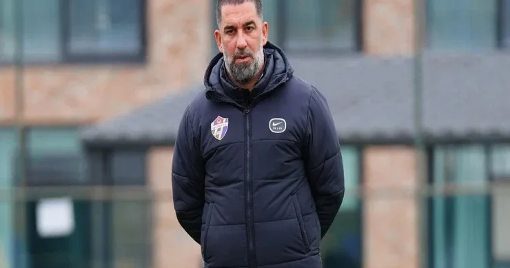 Bu klub Arda Turanı baş məşqçi postuna çağırdı
