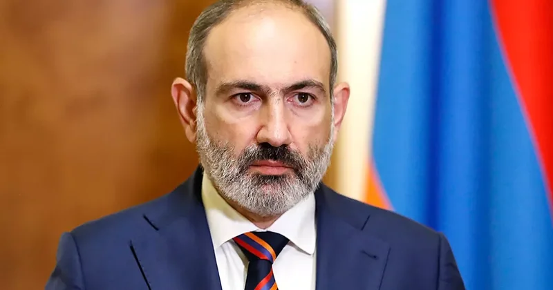 Армянская оппозиция выдвинула вотум недоверия Пашиняну