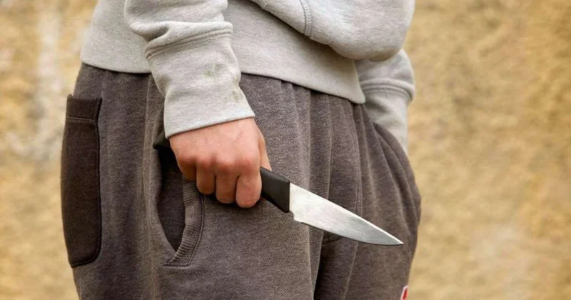 Naxçıvanda orta məktəbdə BIÇAQLAŞMA