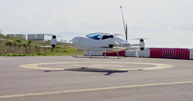 В Турции показали летающий автомобиль AirCar