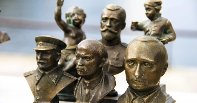 Россия: почему мы перестали любить ее?..
