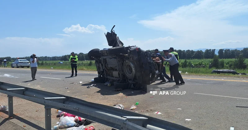 Masallıda “Toyota” qəza törədib, azyaşlı ölüb FOTO