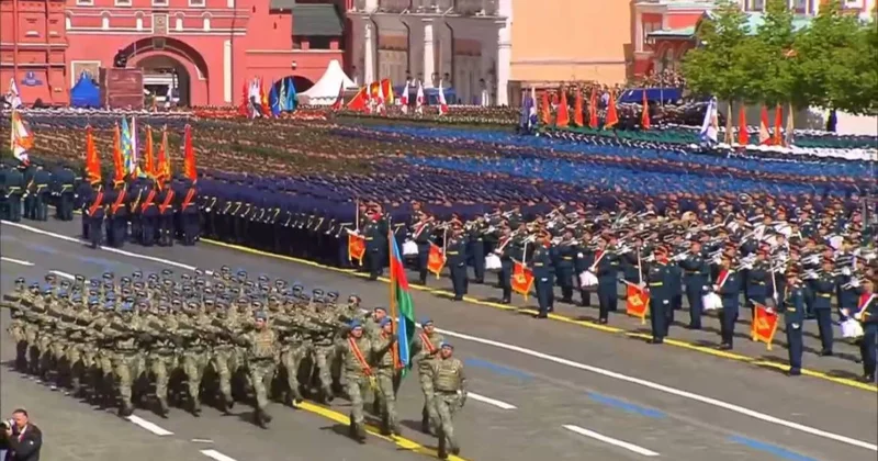 Коммандос Азербайджана прошли по Красной площади ВИДЕО