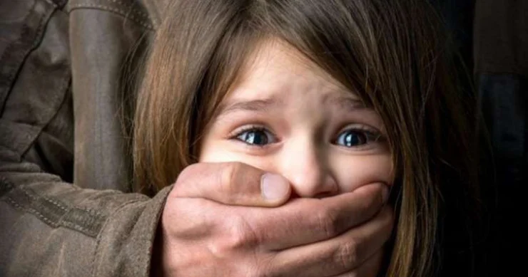 Pedofil polis HƏBS OLUNDU: 3000 dən çox video yığıb