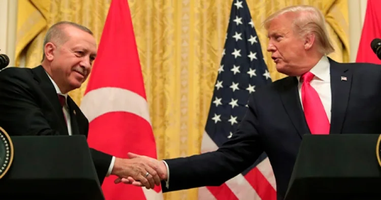 Tramp Ərdoğandan Ukraynadakı müharibənin həllində vasitəçi olmağı istəyib