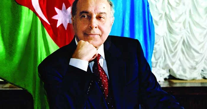 Heydər Əliyev: həyatı fədakarlıq nümunəsi olan şəxsiyyət