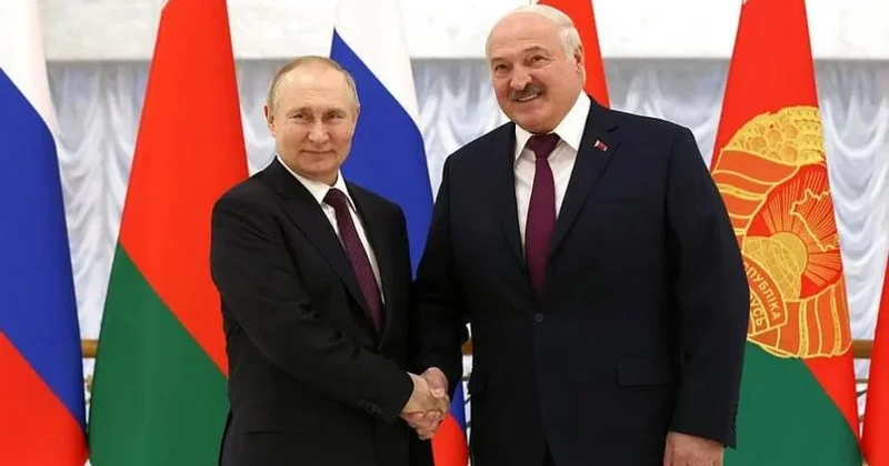 Putinlə Lukaşenko arasında kuryoz hadisə