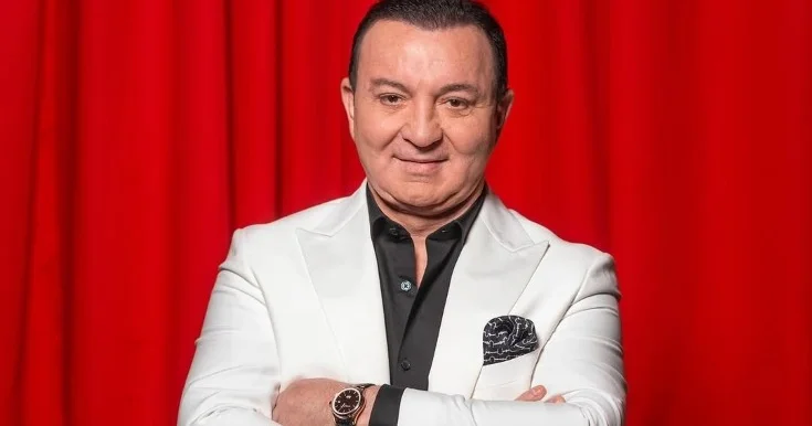 Vasif buna görə bağını satıb