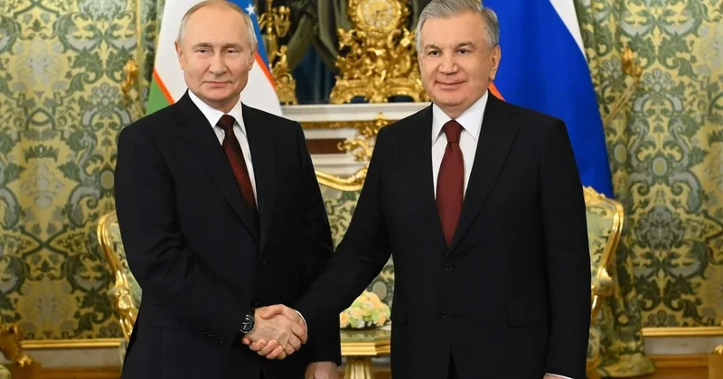 Путин назвал визит Мирзиеева в Москву знаком особых отношений