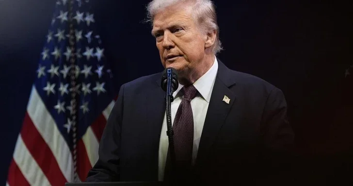 Трамп заявил о возможном возобновлении операции в Ормузском проливе