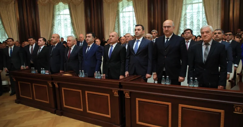 Gəncədə Ulu Öndərin şəhərin memarlıq mühitindəki rolundan bəhs olunub