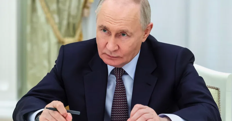 Putin: Zelenski ilə üçüncü bir ölkədə görüşə bilərik
