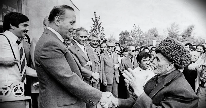 Heydər Əliyevin qarşısında çətin və şərəfli bir missiya vardı Deputat