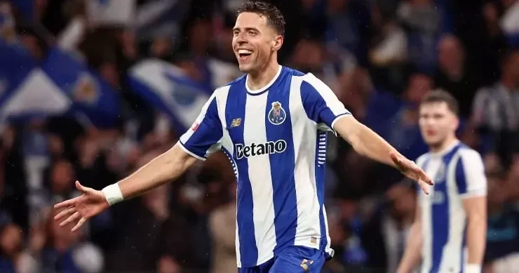 Porto nun futbolçusunun 150 min avroluq saatları oğurlandı