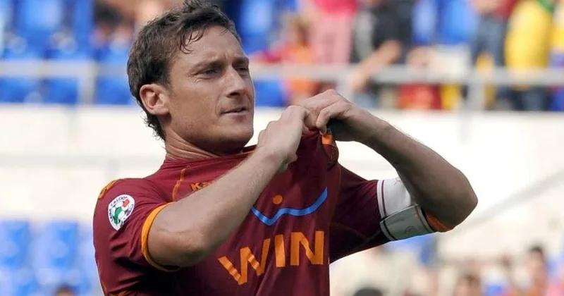 Totti Qasperinin Roma da uğur qazanacağına inanmır AÇIQLAMA