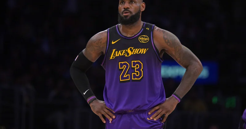 Lebron 23 cü mövsümdə də oynayacaq?