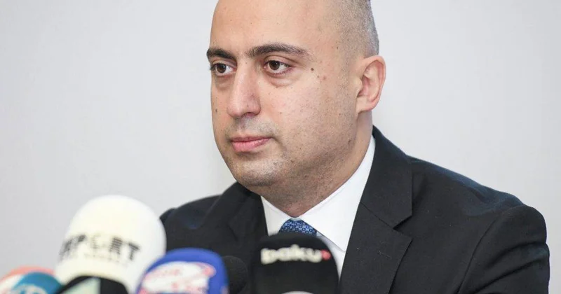 Əmrullayev: 300 yerə CV göndərmişdim