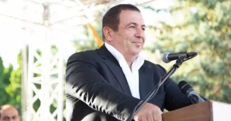 “Çiçəklənən Ermənistan” Partiyasının liderinə qarşı cinayət işi açılıb