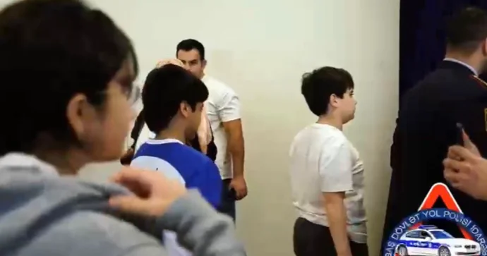 Baş Dövlət Yol Polisi İdarəsi məktəblilərlə növbəti maarifləndirici görüş keçirib VİDEO