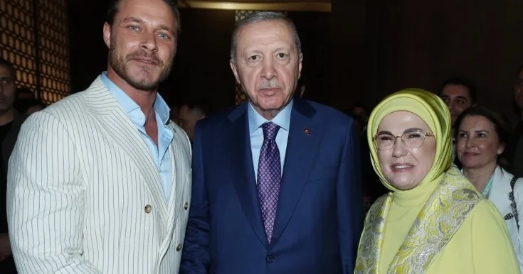 Yeraltı nın aktyoru Ərdoğan və xanımı ilə bir arada Foto
