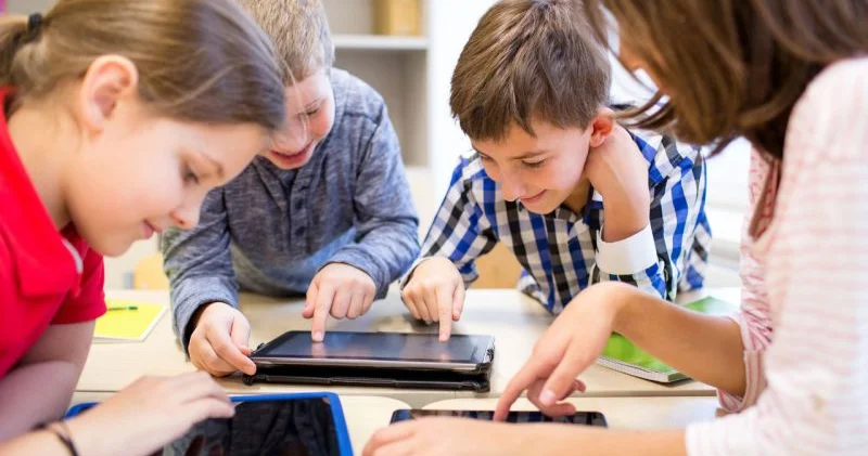 “Uşaq və yeniyetmələrin internetin zərərli təsirlərindən qorunması milli təhlükəsizliyimizin mühüm tərkib hissəsidir”