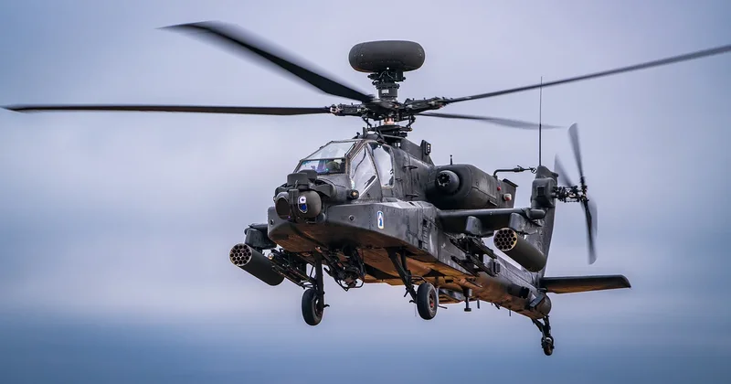 NYT: В районе Ормузского пролива упал американский ударный вертолет Apache