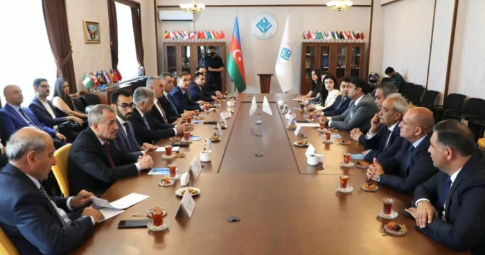Vəkillər Kollegiyasının nümayəndə heyəti Naxçıvan Dövlət Universitetində olub