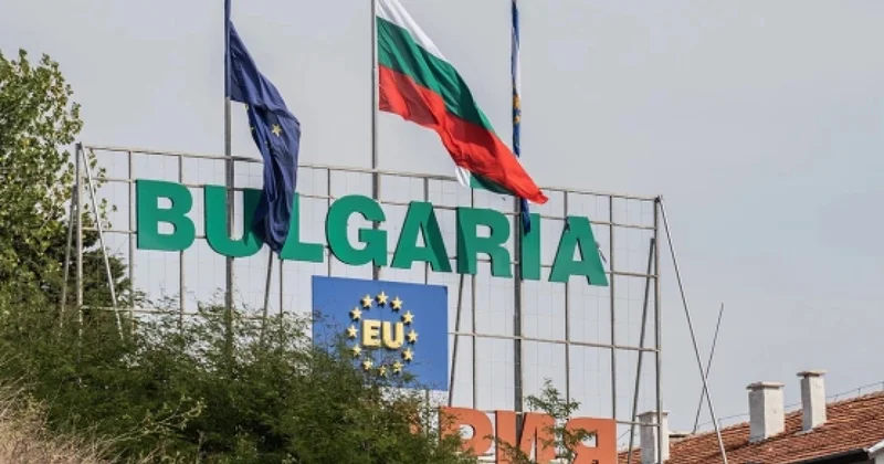 Новые власти Болгарии не будут поставлять оружие Украине