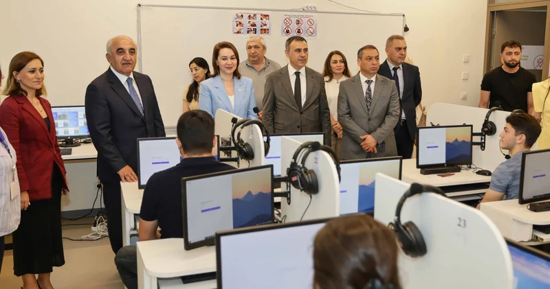 Azərbaycan ali təhsilində ilk: UNEC də APTIS əsaslı ingilis dili imtahanları keçirilir