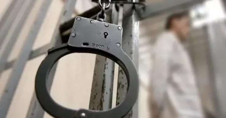 Pul alıb həbsdən buraxdıracaqdı, özünü tutdular HÖKM